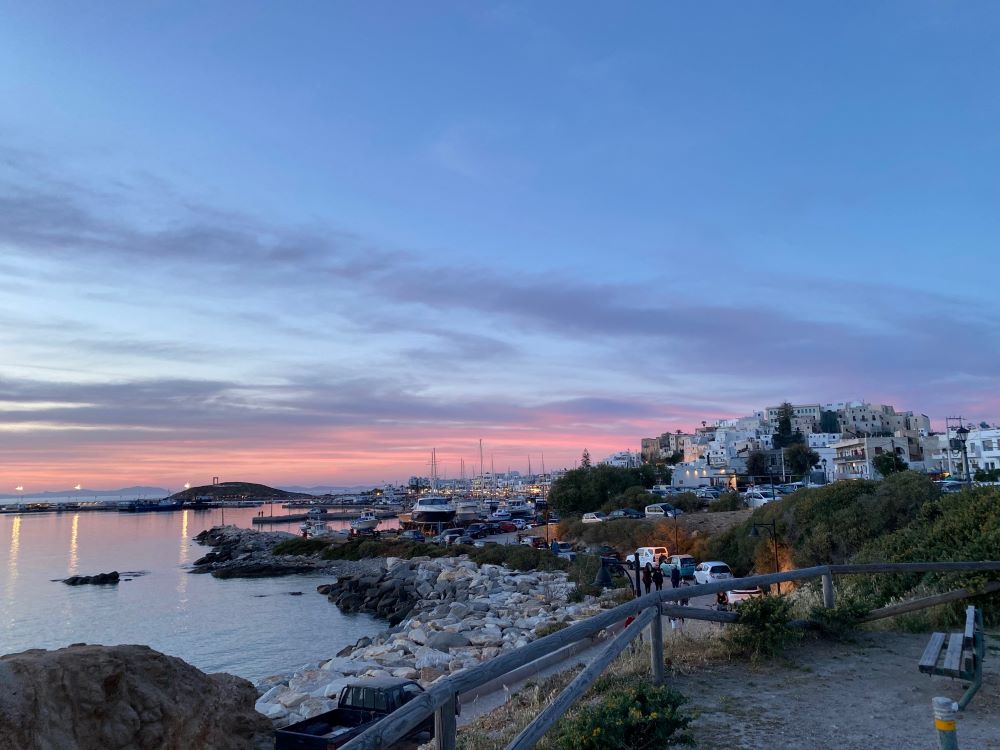 Chora Naxos at sunset | Where to stay in Naxos: Best villages beaches and hotels | greekislandbucketlist.com